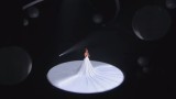 Jennifer Lopez canta “Feel the Light”, ma quando le luci cambiano… WOW