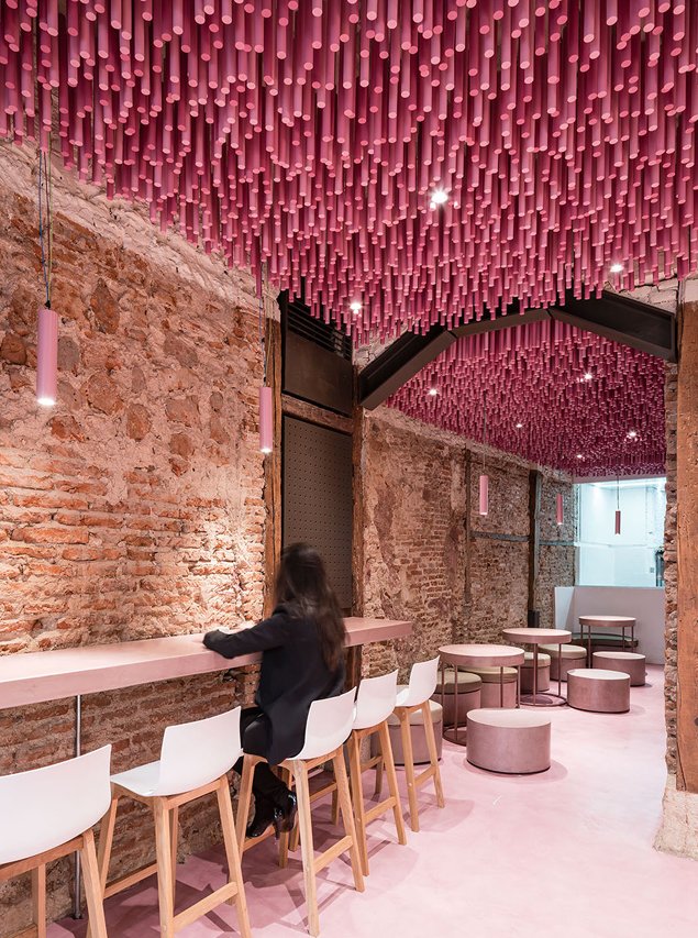 domus-01-ideo-strawberry-sticks2