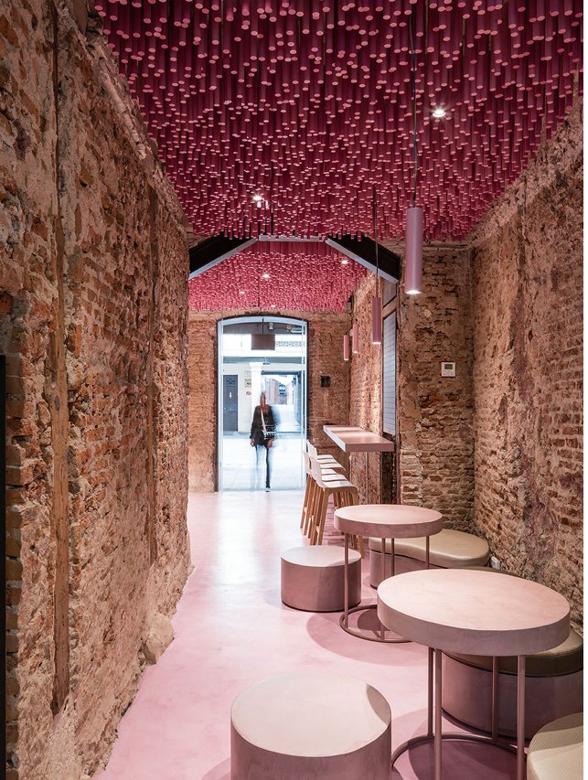 domus-02-ideo-strawberry-sticks2