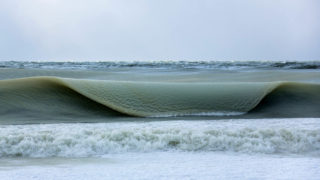 Lo scatto perfetto – 41 foto incredibili di onde meravigliose