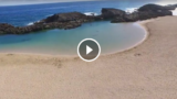 Playa Puerto Nuevo in Porto Rico è la baia più suggestiva del mondo