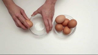 Trucco magico per fare le Uova in CAMICIA