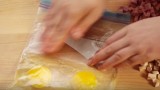 Omelette cotta nel sacchetto, leggera e senza condimenti